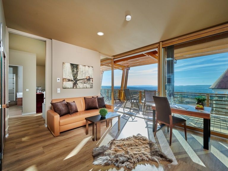 Luxus Suite Midi mit Blick auf den Balkon